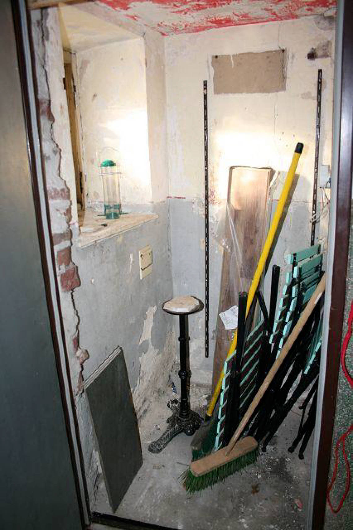 nordrheinwestpfalen 0183 K 0049/2024 Schölerpad 125, 45143 Essen 9