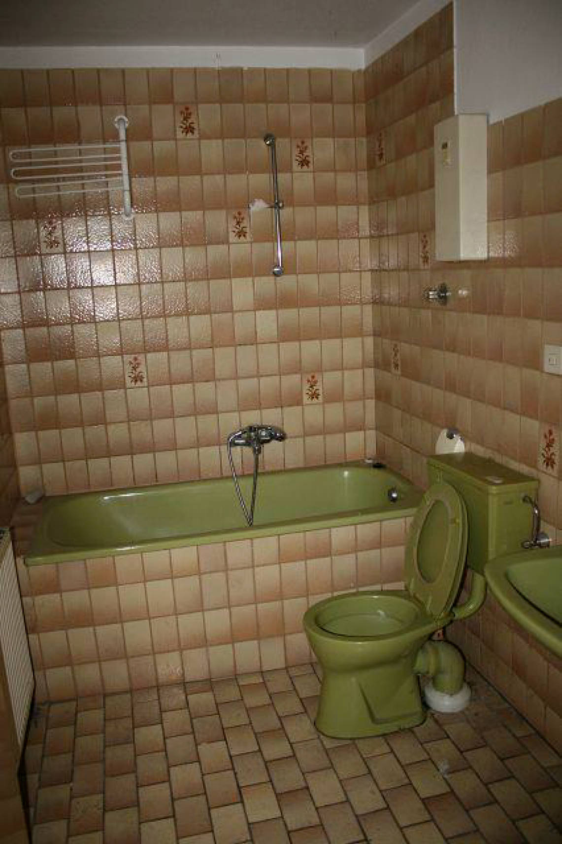 nordrheinwestpfalen 0183 K 0049/2024 Schölerpad 125, 45143 Essen 6