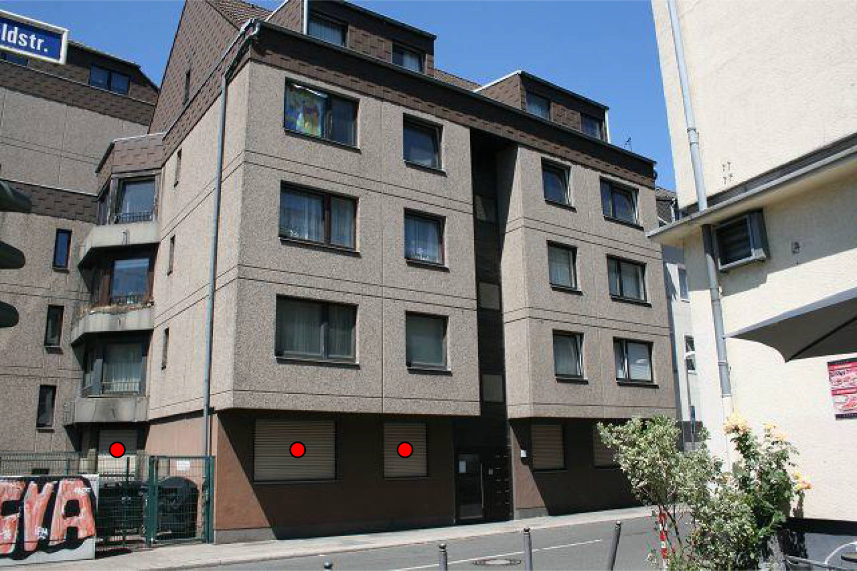 Kfz-Stellplatz, Eigentumswohnung (3 bis 4 Zimmer) in Leopoldstr. 9, Steeler Str. 113, 45139 Essen - Bild 4