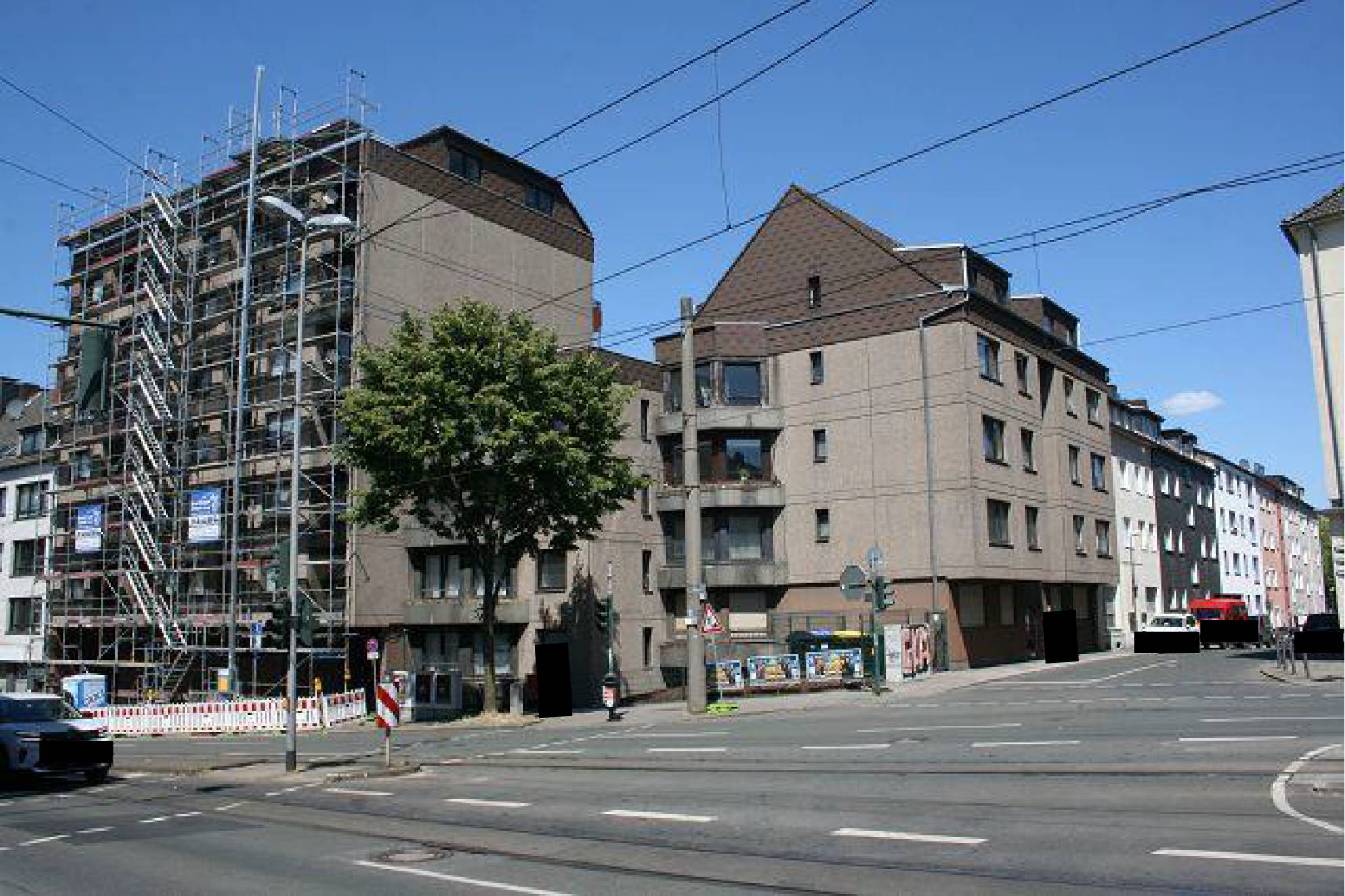 Kfz-Stellplatz, Eigentumswohnung (3 bis 4 Zimmer) in Leopoldstr. 9, Steeler Str. 113, 45139 Essen - Bild 3