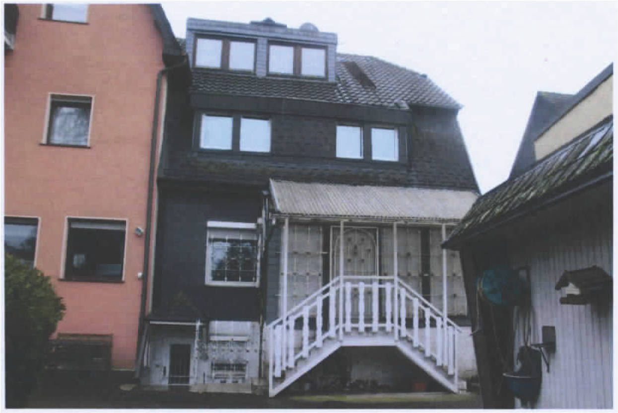 Mehrfamilienhaus in Haus-Horl-Str. 29, 45357 Essen