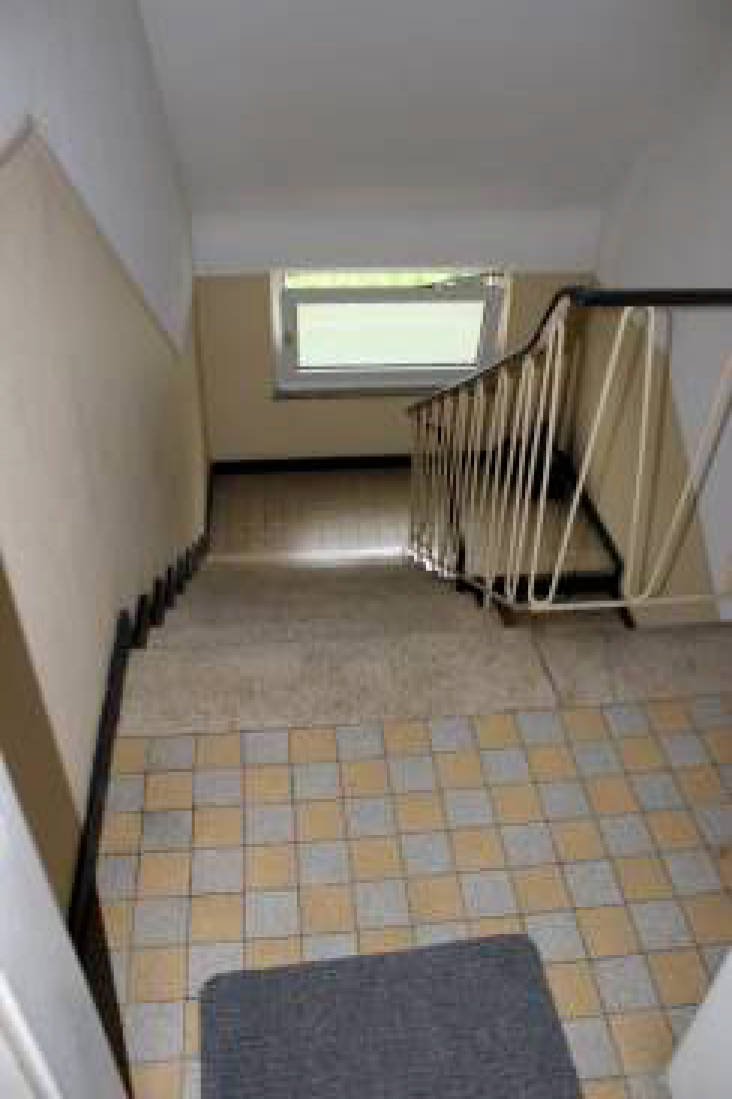 nordrheinwestpfalen 0223 K 0041/2024 Am Boeselagerhof 7, 53111 Bonn 10