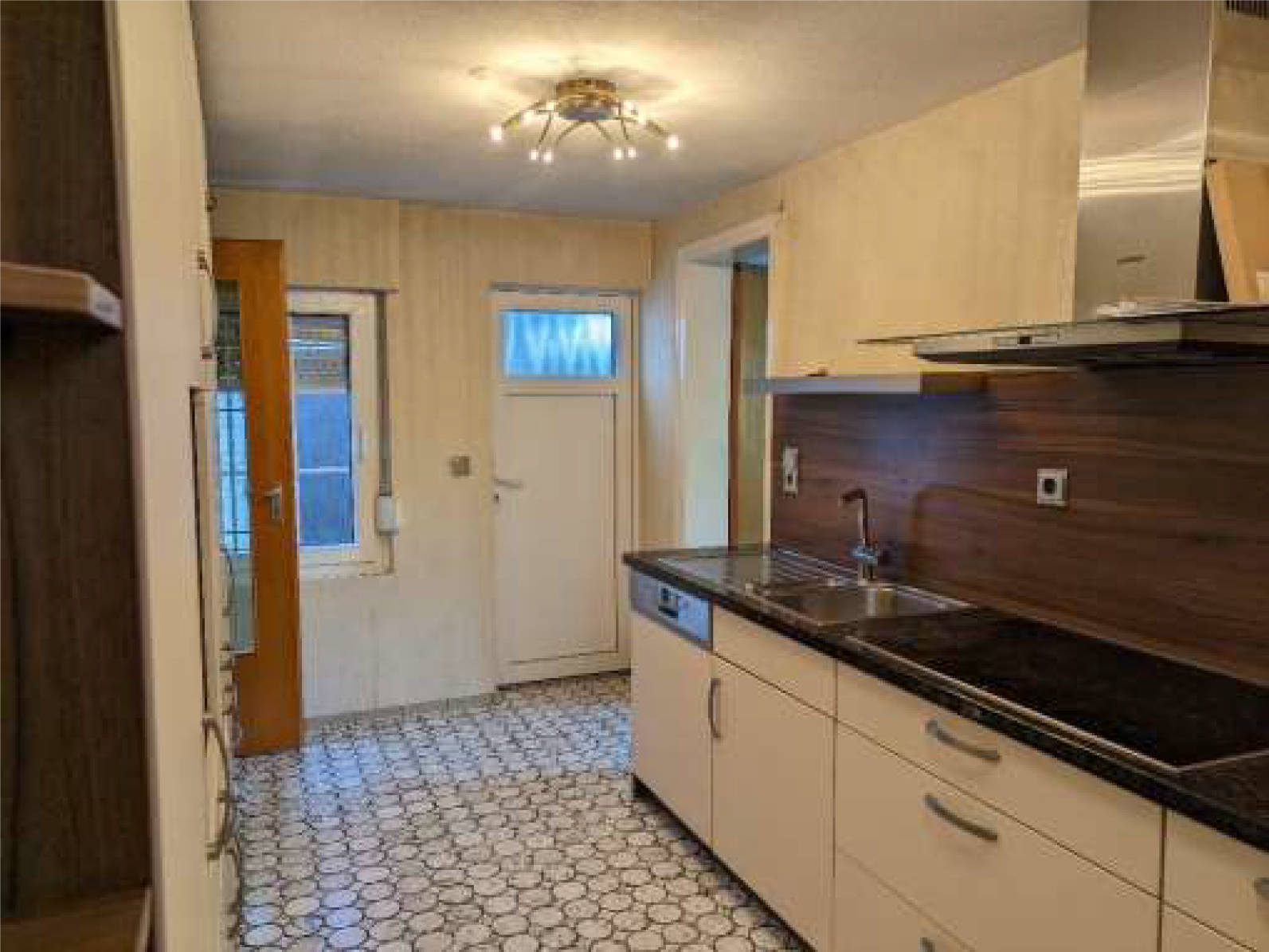 nordrheinwestpfalen 0273 K 0108/2022 Sulpkestraße 45, 44269 Dortmund, Aplerbeck 10