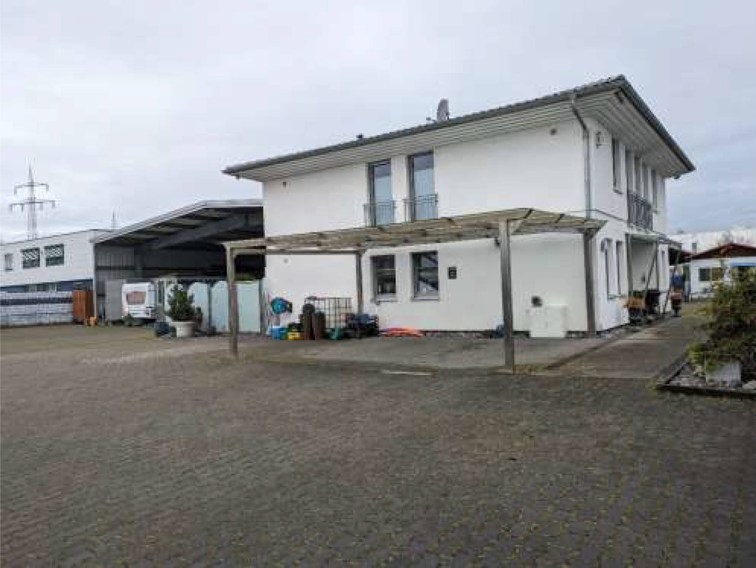 Wohn-/Geschäftshaus in Breisenbachstraße 84, 44357 Dortmund, Mengede