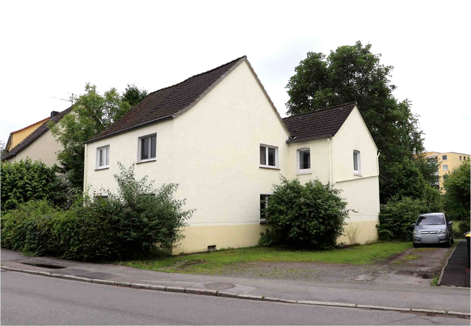 Zweifamilienhaus in Eichwaldstraße 36, 44319 Dortmund, Wickede