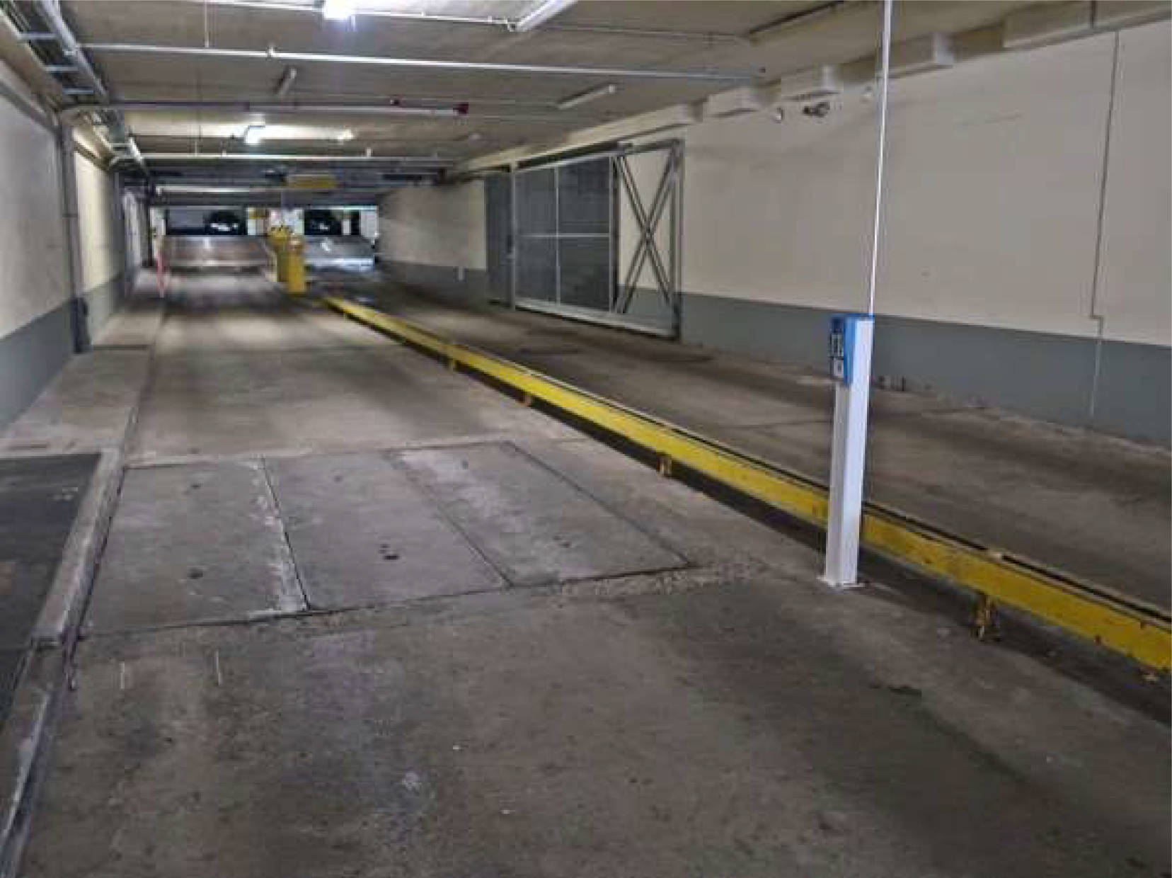 Kfz-Stellplatz in Hans-Böckler-Straße 147, 149, 151, 153, Röttgen 141, 143, 143a, 145, 145a, 147, 149, 151, 153, 153a, 155, 157, 159, 161, 163, 165, 167, 169, 171, 173, 175, 42109 Wuppertal, Elberfeld - Bild 5