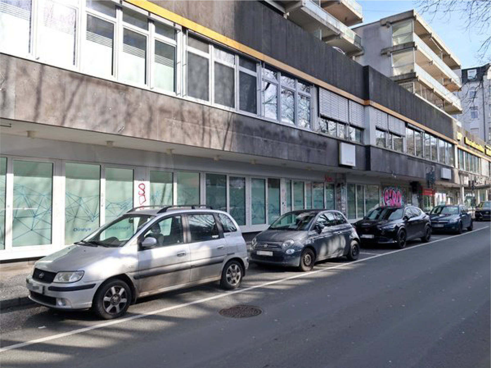 Eigentumswohnung, 2 Stellplätze Tiefgarage in Armin-T.-Wegner-Platz 7, 9, 13, 15, Schloßbleiche 34, 40, 42, 42 A, 44, 46, Mäuerchen 23, 25, 27, 39, 43, 7, Wirmhof 18, 42103 Wuppertal, Elberfeld - Bild 2