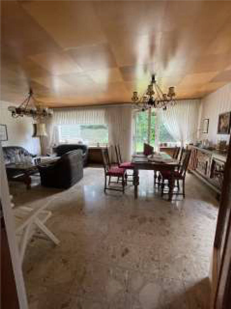 nordrheinwestpfalen 0651 K 0020/2025 Vohwinkelshof 5, 47178 Duisburg, Walsum-Overbruch 21