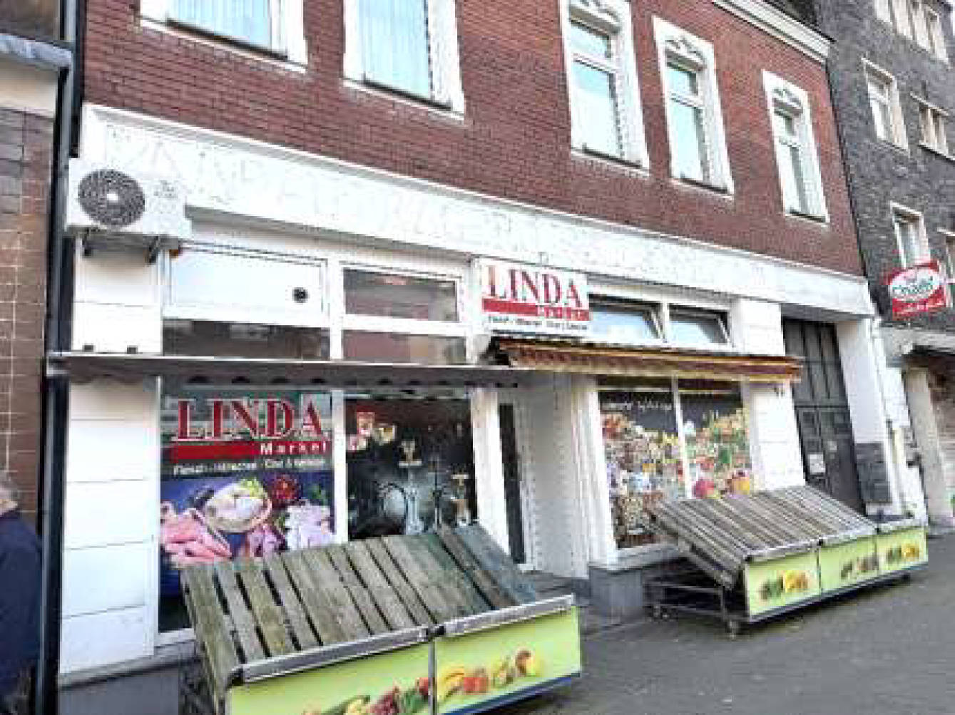 Wohn-/Geschäftshaus in Krefelder Str. 1, 47226 Duisburg, Rheinhausen-Hochemmerich