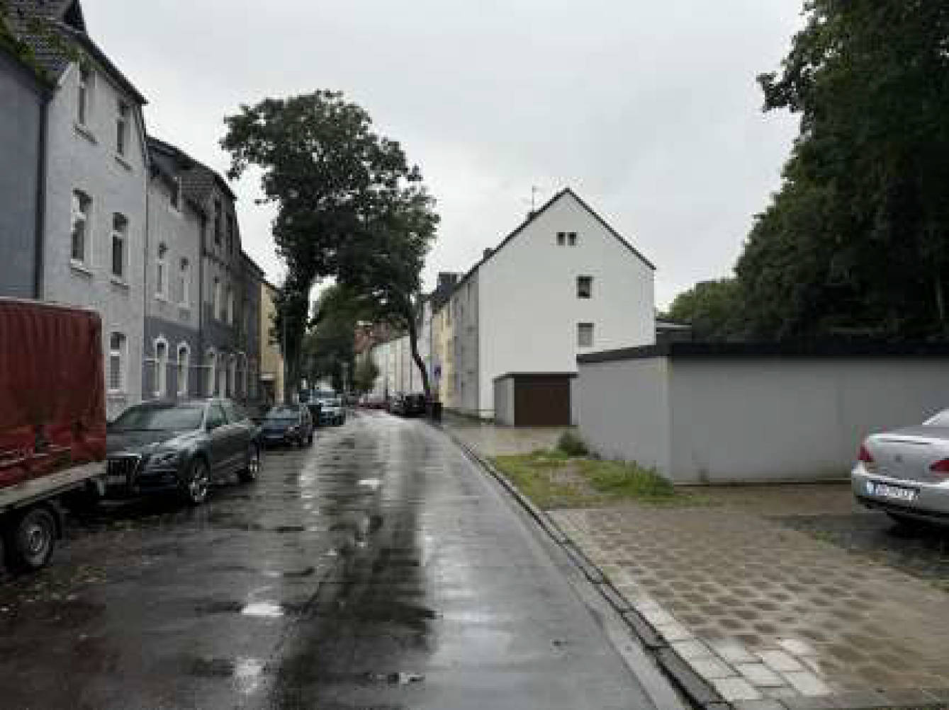 Eigentumswohnung (3 bis 4 Zimmer) in Seydlitzstr. 54, 47169 Duisburg, Fahrn