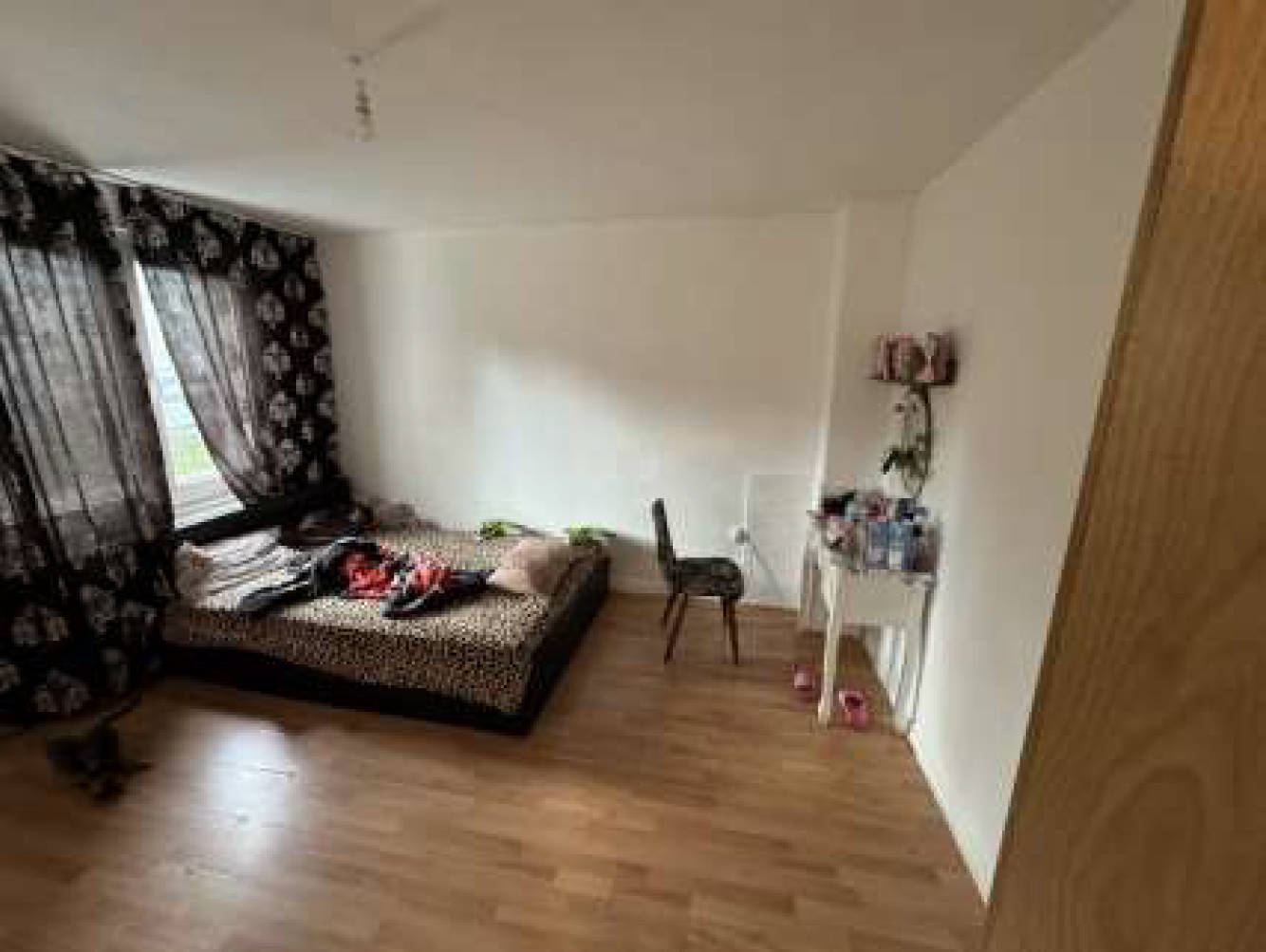 nordrheinwestpfalen 0654 K 0028/2024 Haxtergrund 18, 20, 22, 47137 Duisburg, Untermeiderich 18