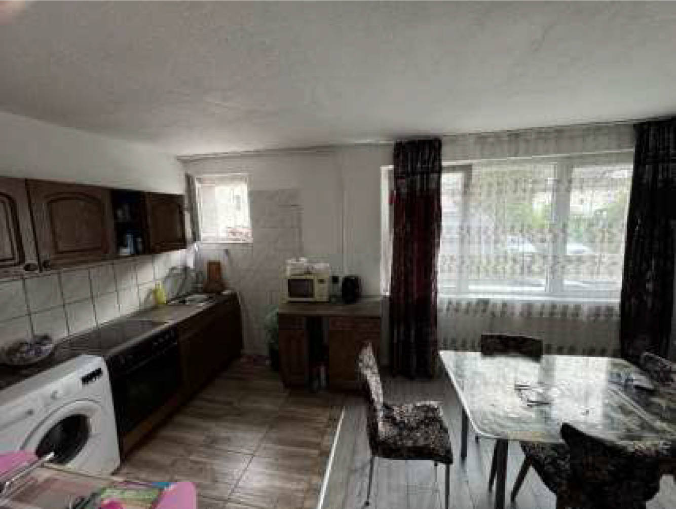 nordrheinwestpfalen 0654 K 0028/2024 Haxtergrund 18, 20, 22, 47137 Duisburg, Untermeiderich 16