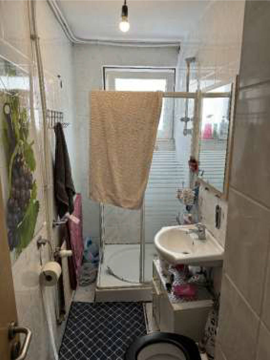 nordrheinwestpfalen 0654 K 0028/2024 Haxtergrund 18, 20, 22, 47137 Duisburg, Untermeiderich 22