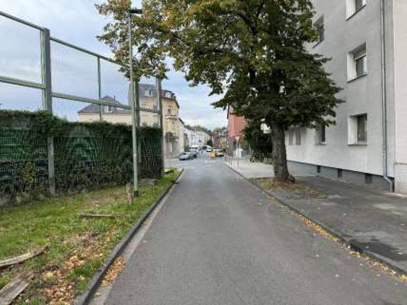 Eigentumswohnung (3 bis 4 Zimmer), Eigentumswohnung (3 bis 4 Zimmer) in Vohwinkelstr. 43, 47137 Duisburg, Mittelmeiderich - Bild 2