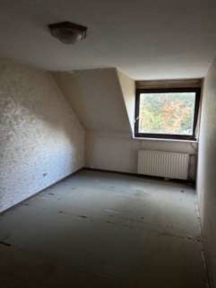 nordrheinwestpfalen 0654 K 0076/2025 Am Knappert 15 C, 47269 Duisburg, Rahm 17