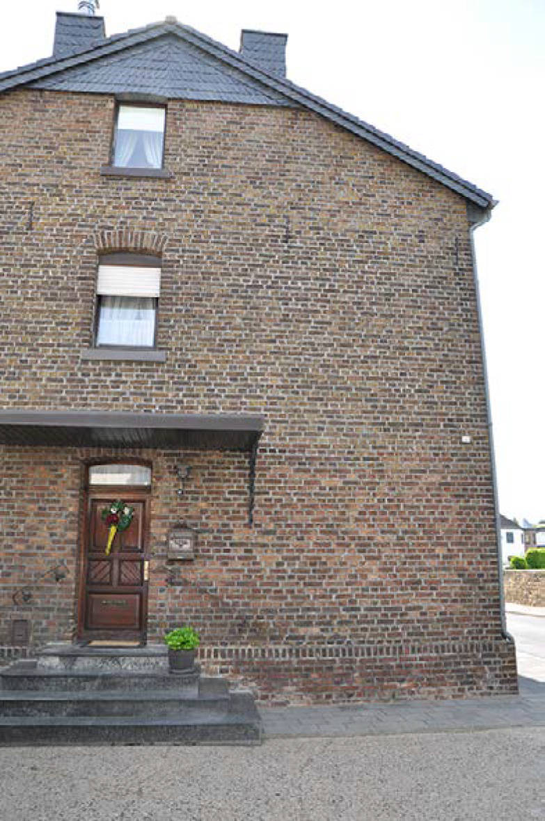 Reihenhaus, Einfamilienhaus in Stephanusstraße 13, 53881 Euskirchen, Roitzheim