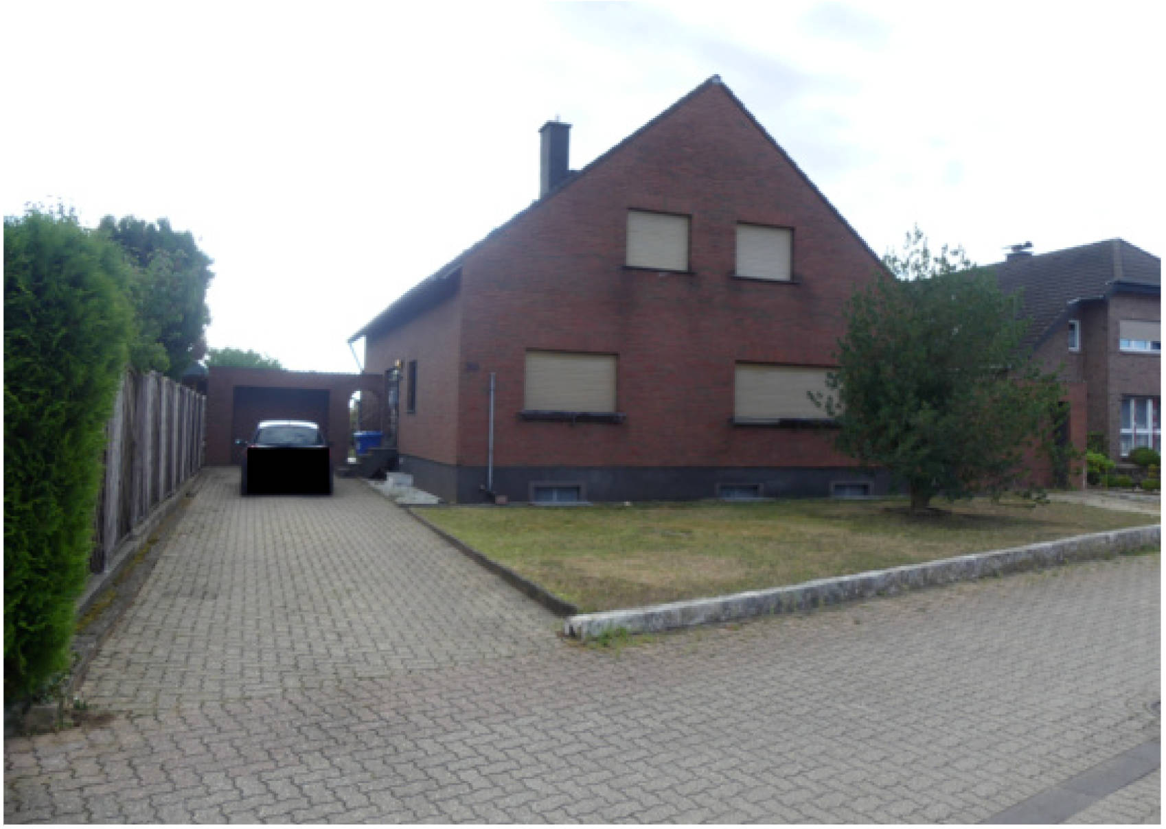 Zweifamilienhaus, Garage in Lommersummerstraße 39, 53909 Zülpich, Wichterich