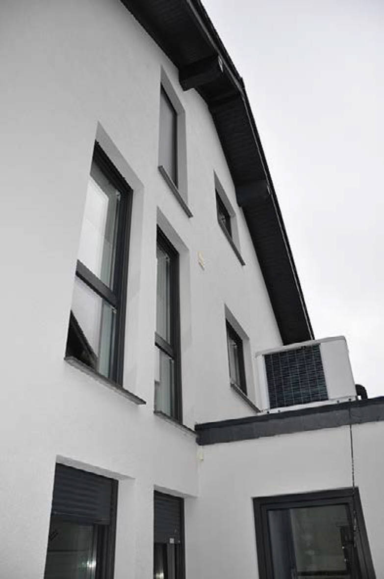Zweifamilienhaus, Kfz-Stellplatz, Garage, Doppelhaushälfte in Mechernicher Straße 56, 53894 Mechernich, Breitenbenden - Bild 5