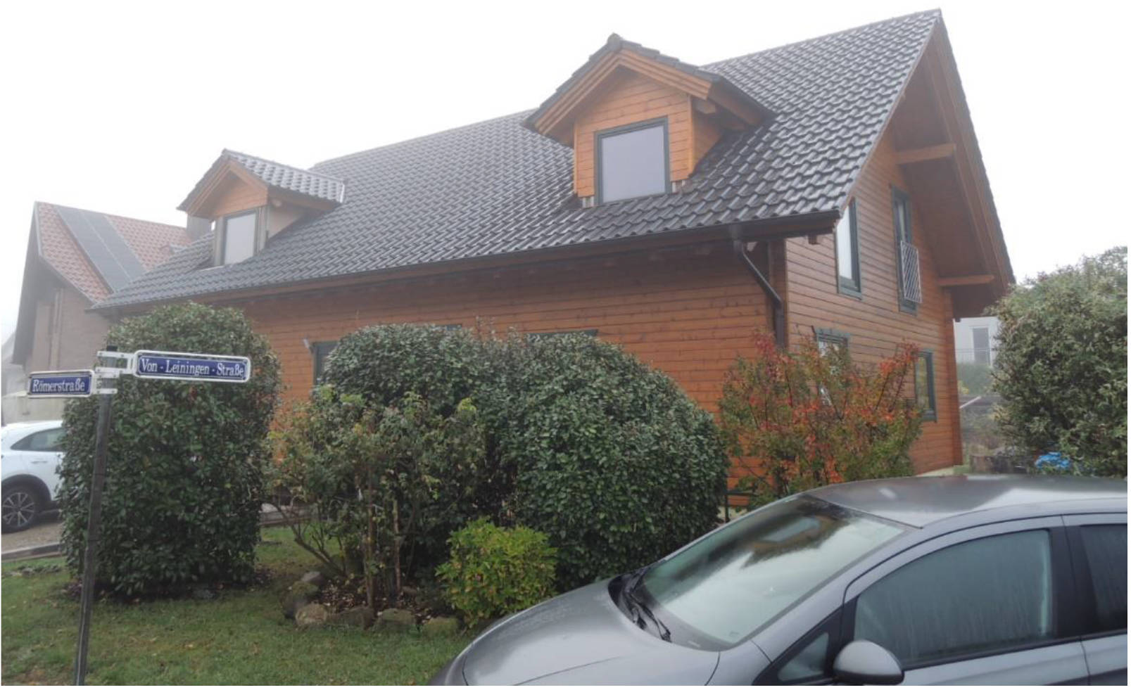 Einfamilienhaus in Von-Leiningen-Straße 1, 76870 Kandel - Bild 2