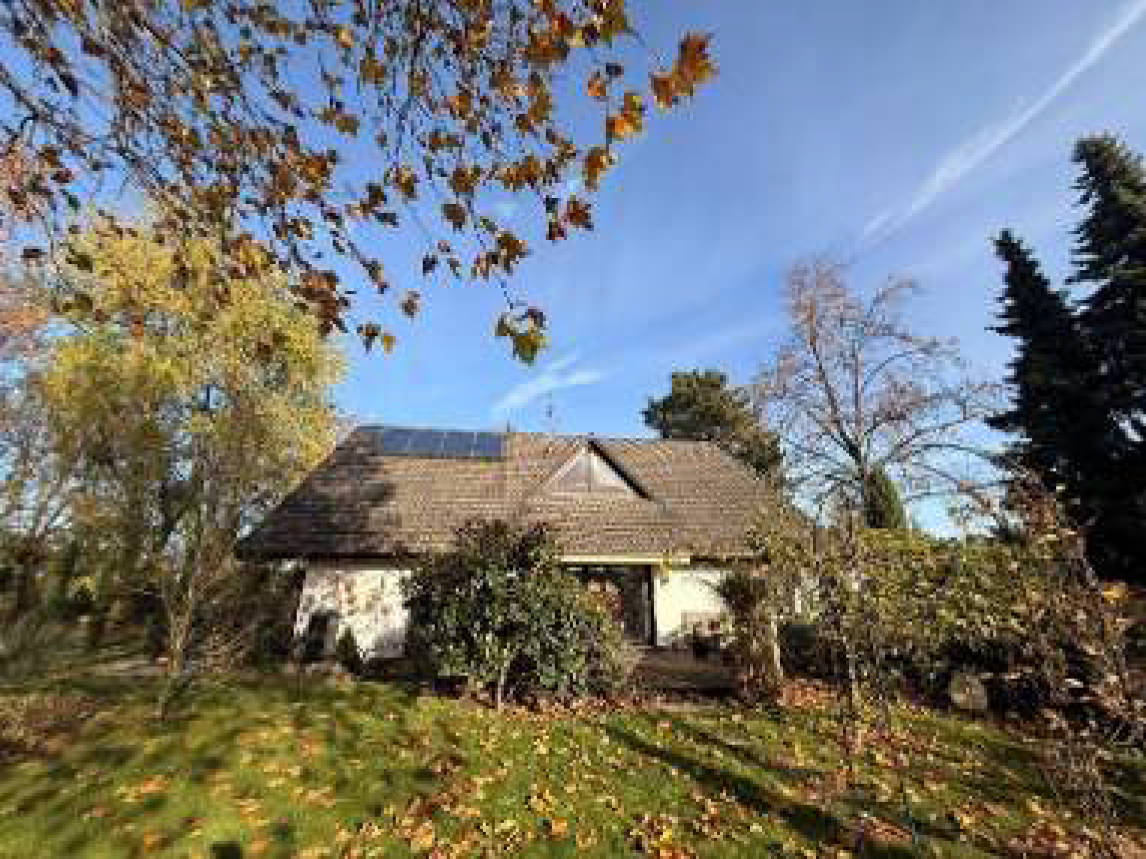 Einfamilienhaus in Am Spielberg  32, 76863 Herxheimweyer - Bild 2