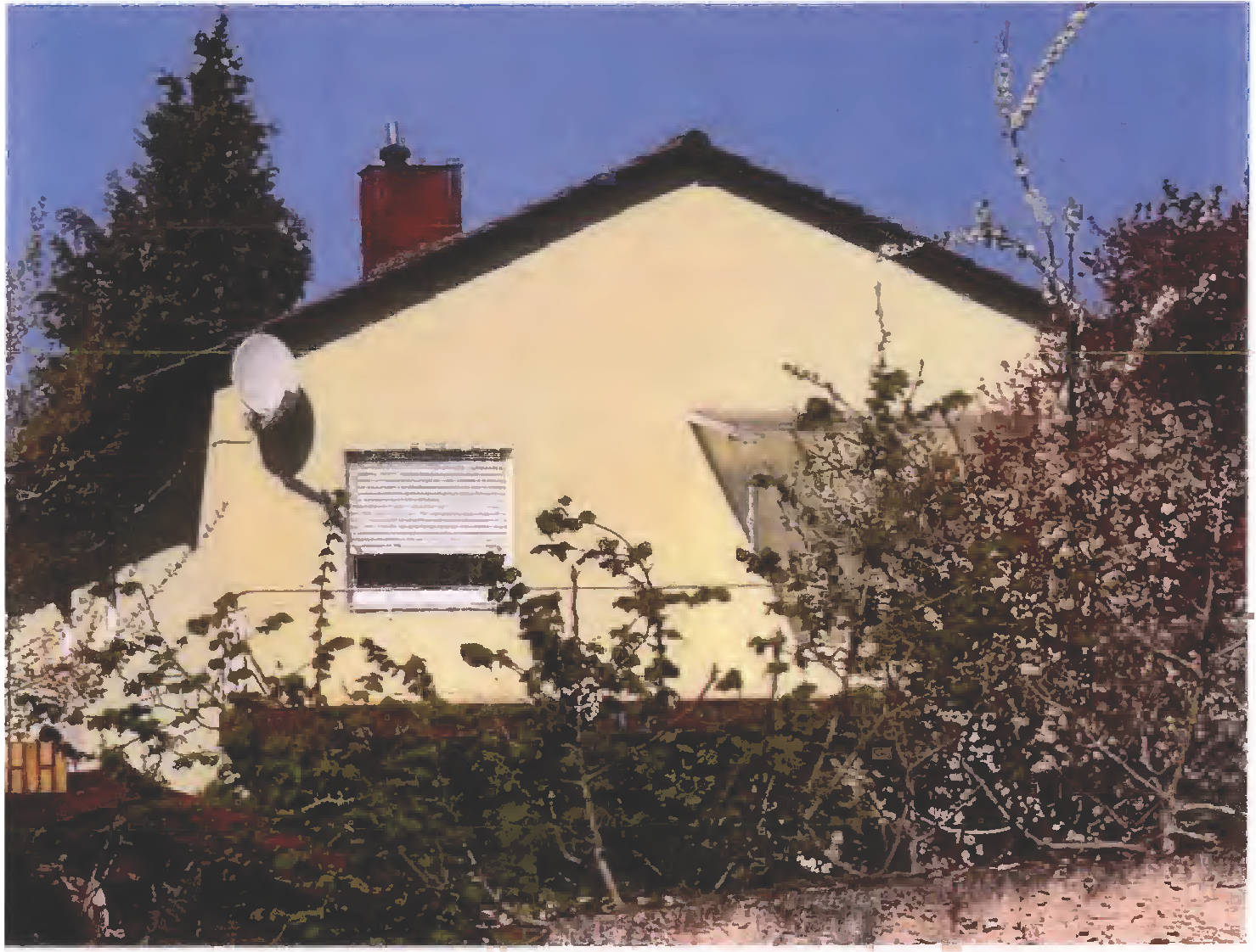 Wohn-/Geschäftshaus in Röntgenstraße 1, 67259 Beindersheim