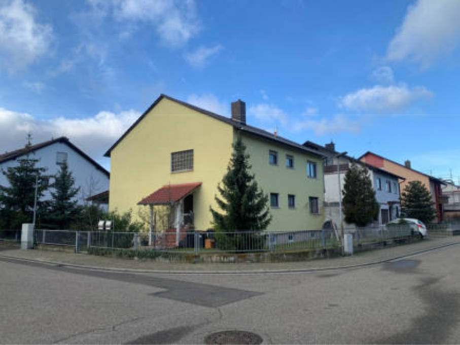 Zweifamilienhaus, Doppelgarage in Schwabenstraße 20 A, 67227 Frankenthal (Pfalz) - Bild 2