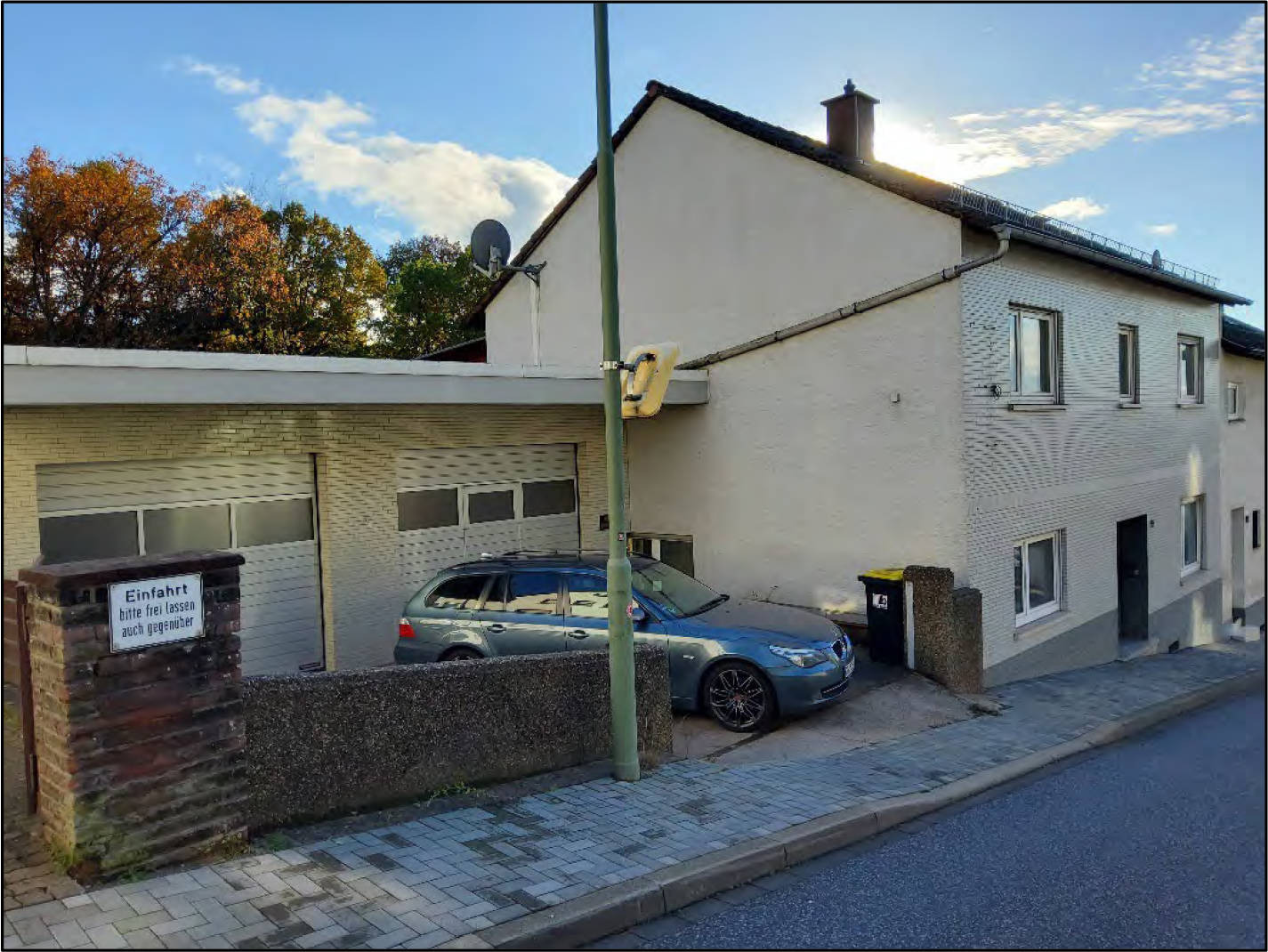 Zweifamilienhaus, gewerblich genutztes Grundstück in Erlenbacher Straße 136, 67659 Kaiserslautern, Erlenbach - Bild 2