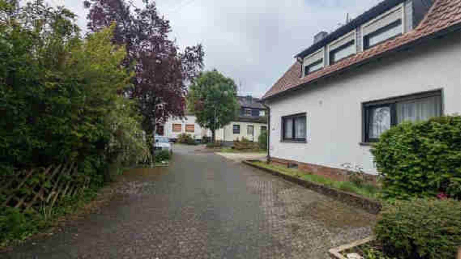 Doppelhaushälfte in Ringstraße 34, 56659 Burgbrohl, Niederoberweiler