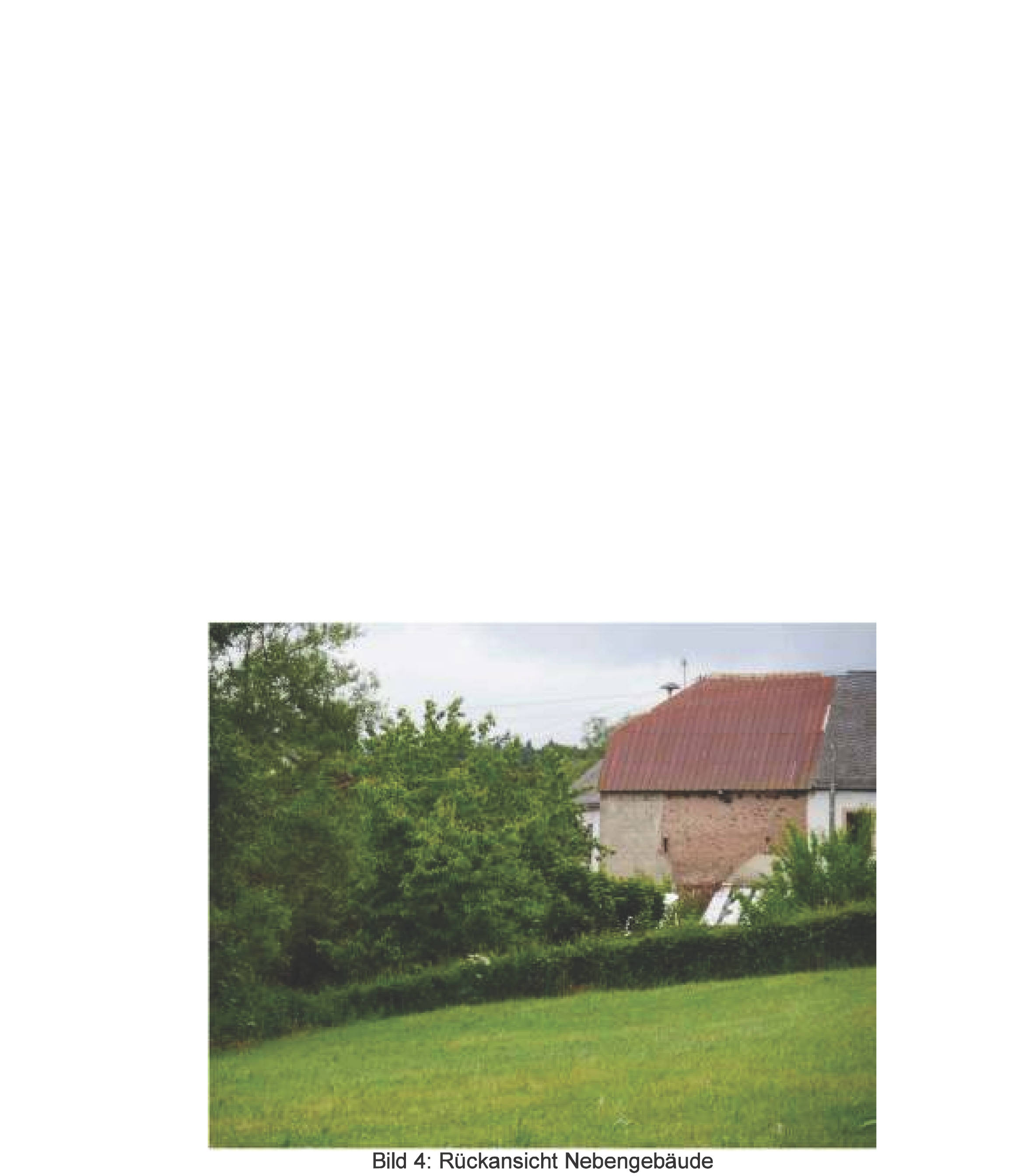 Wohnhaus mit Nebengebäude in Wittlicher Straße 4, 54533 Oberkail