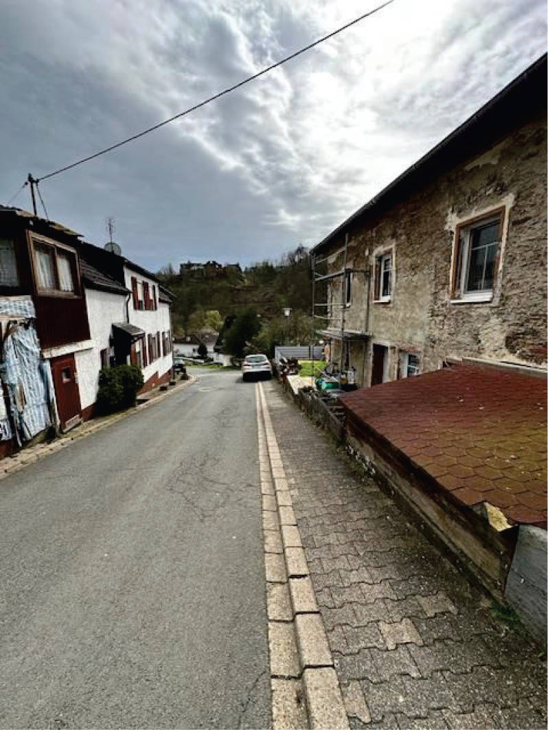 Einfamilienhaus, Einfamilienhaus mit Garage bebautes Grundstück in Mühlenstraße  8, 54673 Neuerburg, Eifel, Matzen - Bild 2