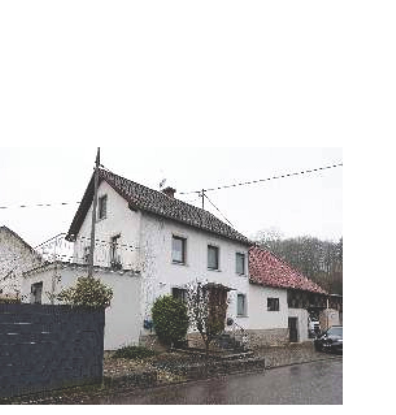 Einfamilienhaus mit Garagen-/Lagergebäuden; Wochenendhaus/Ferienwohnung in Hauptstraße 44, 54636 Meckel - Bild 3