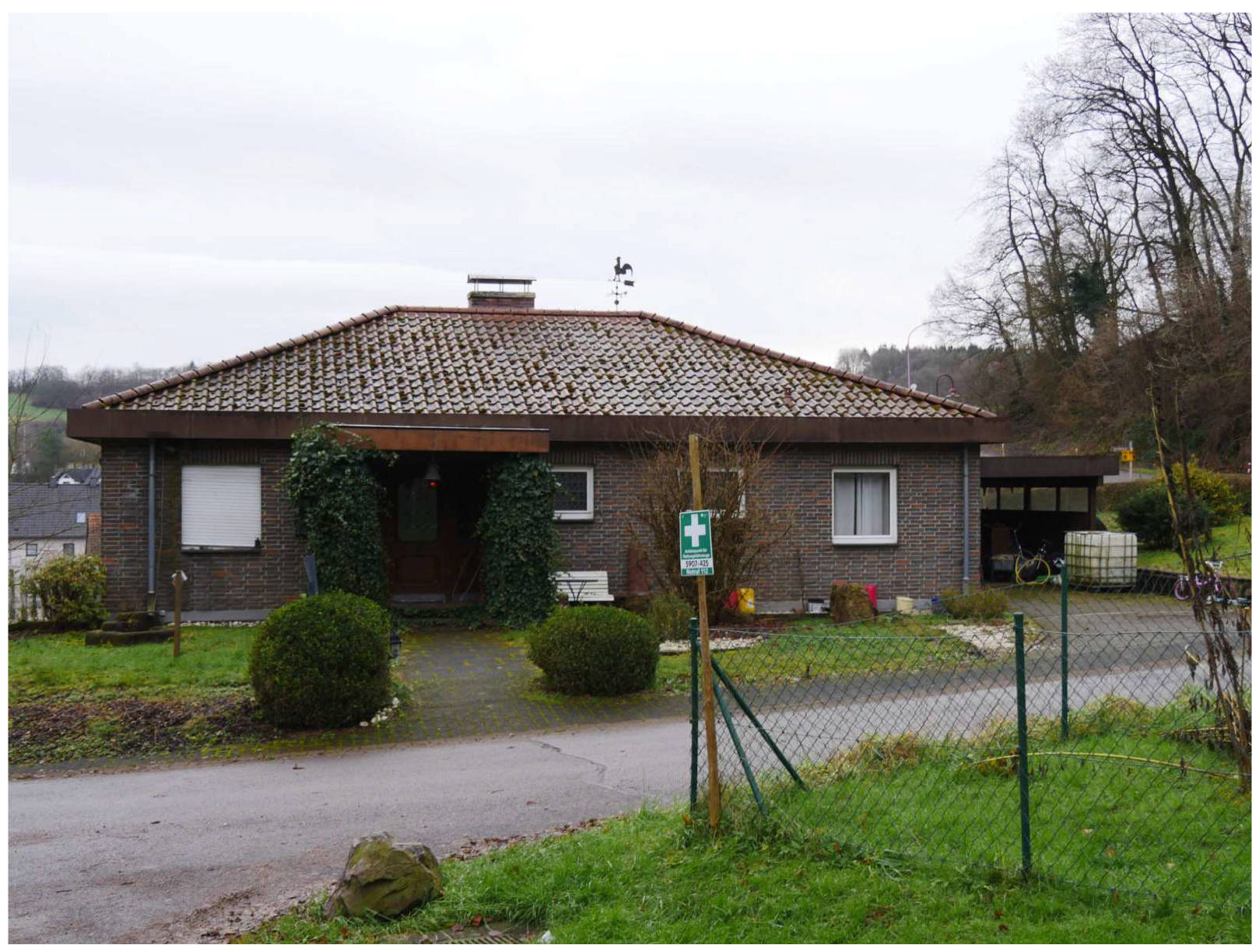Einfamilienhaus, Garage, Carport in Im Brühl 7, 54516 Flußbach - Bild 3