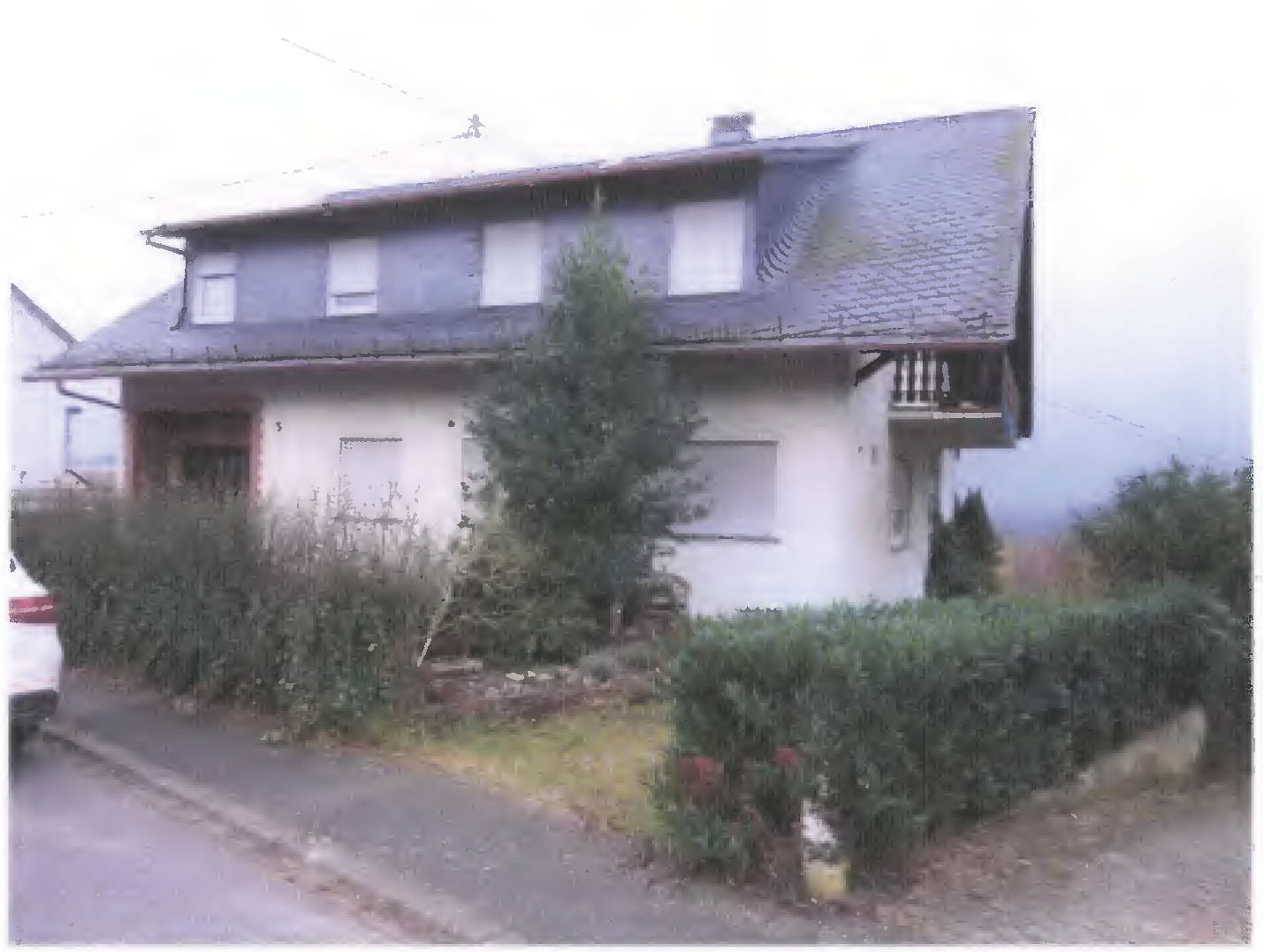 Einfamilienhaus, freistehendes, eingeschossiges, unterkellertes in Albert-Weinand-Straße 5, 55469 Mutterschied