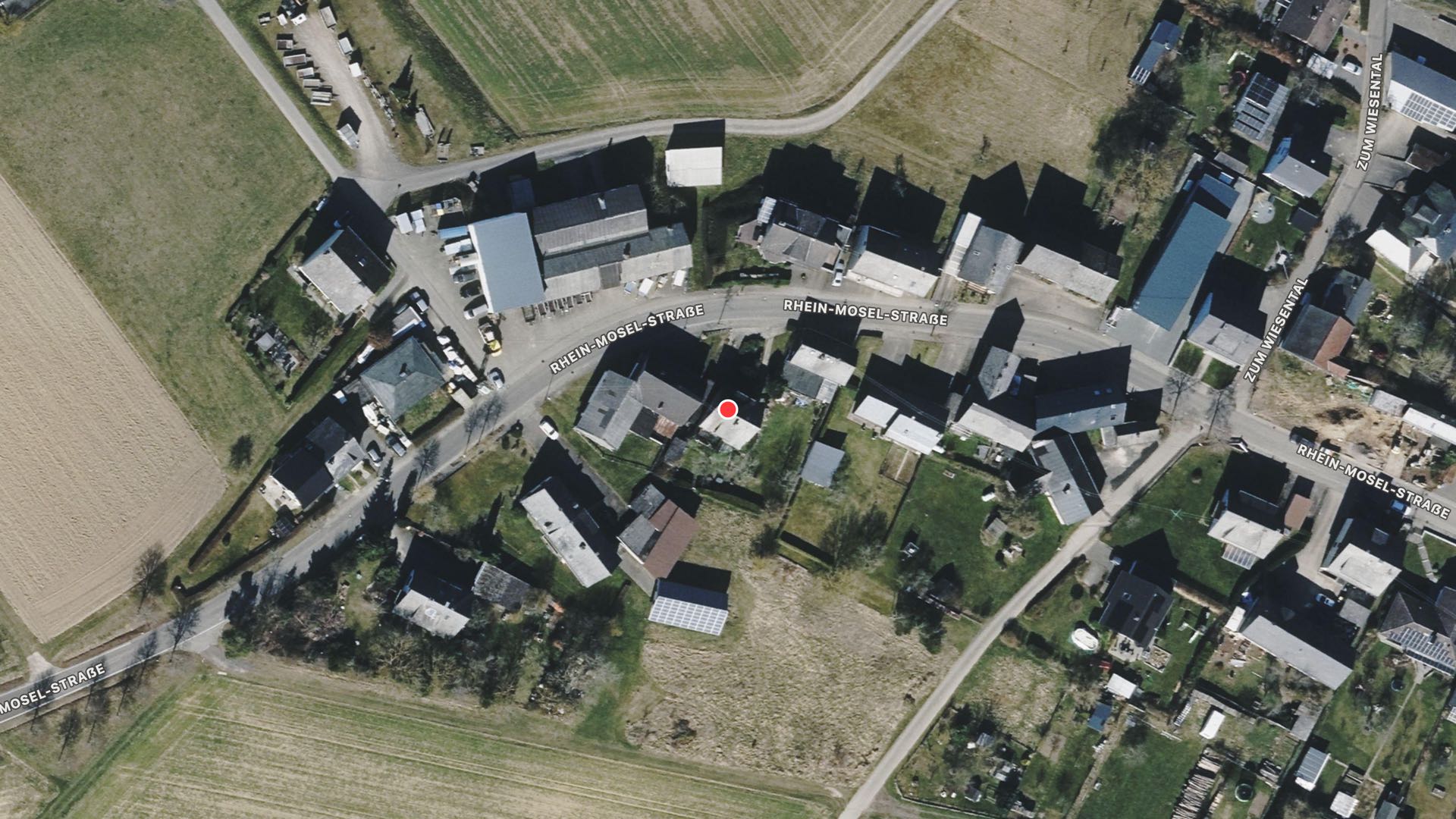 Einfamilienhaus, freistehendes, unterkellertes in Rhein-Mosel-Straße 8, 56290 Beltheim - Frankweiler - Bild 2