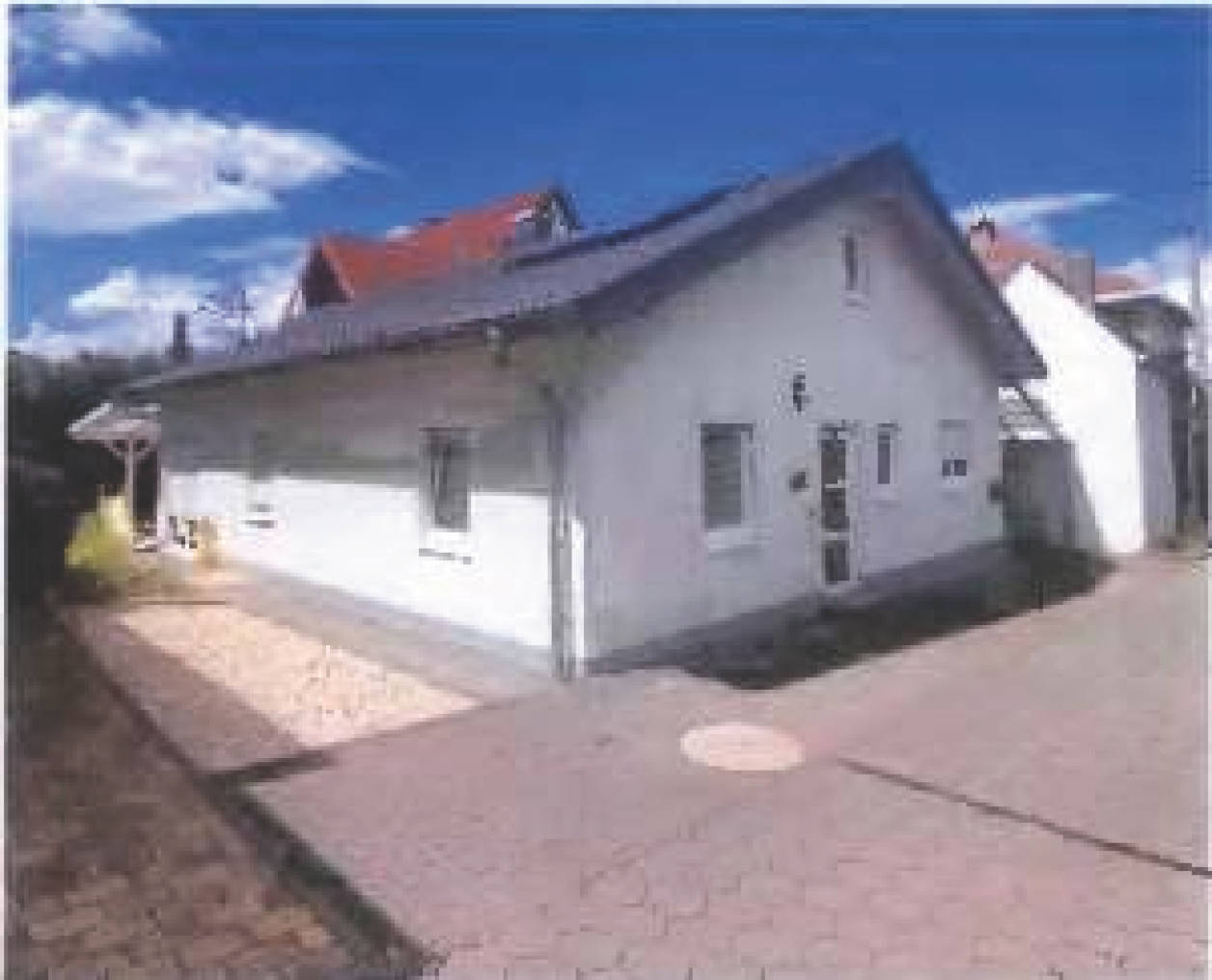 Einfamilienhaus, Garage in Staatsrat-Schwamb-Straße 89 E, 55278 Undenheim