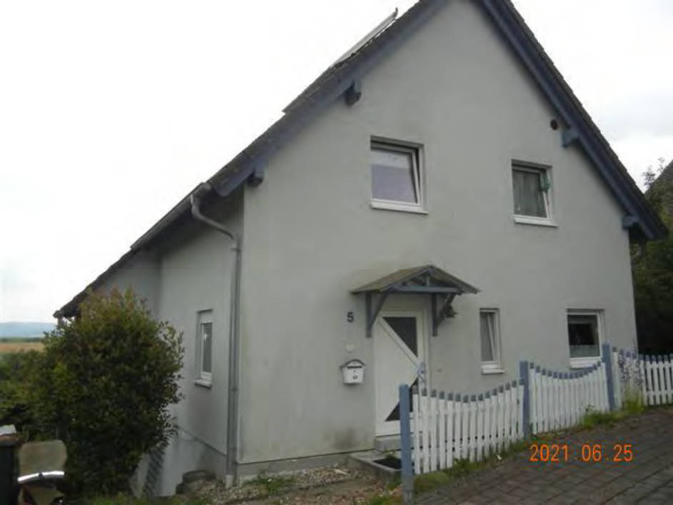 Einfamilienhaus in Auf d. Burg 5, 56357 Lierschied