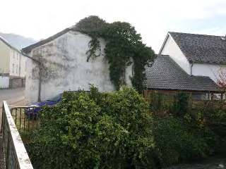 Einfamilienhaus, mit einer Remise/Garage bebaute Grundstücke in Irsentalstraße 5, 54689 Irrhausen - Bild 2