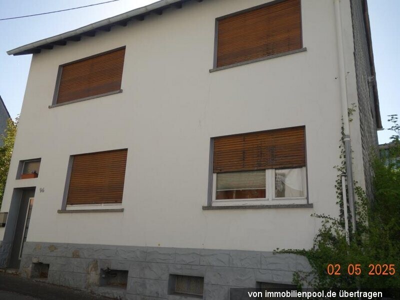 Einfamilienhaus in Meitzenbach 46, 55743 Idar-Oberstein - Idar