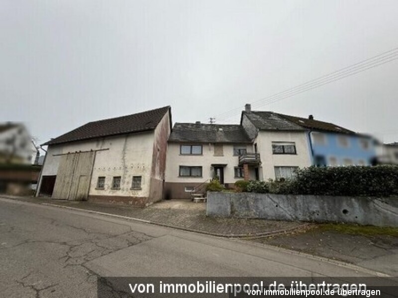 Wohnhaus in Ringstraße 80, 55758 Hottenbach