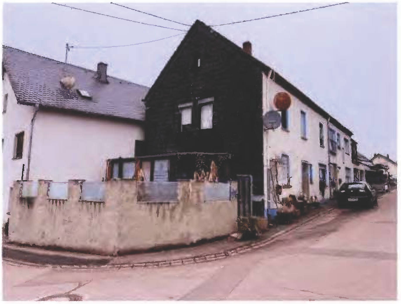 Zweifamilienhaus in Zum Rosenthälchen 3, 54524 Klausen - Pohlbach