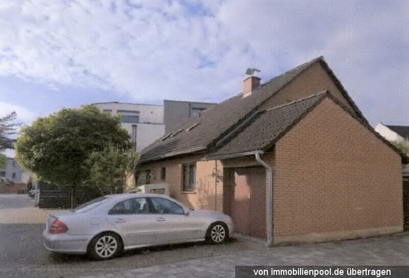 Einfamilienhaus in Engerser Landstraße 127, 56564 Neuwied - Bild 2