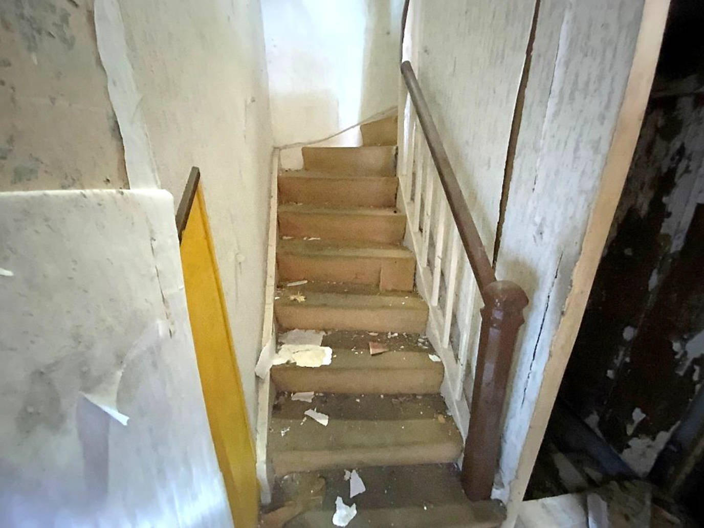rheinland-pfalz 13 K 25/21 Koblenzer Straße 31, 56826 Lutzerath- OT- Driesch 10
