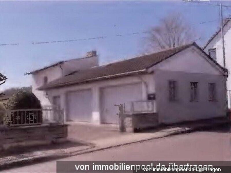 Garage in Lohmannstraße 33, 56567 Neuwied - Feldkirchen