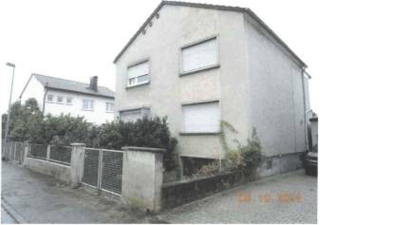 Zweifamilienhaus, Garage in Lessingstraße 6, 67551 Worms - Pfeddersheim