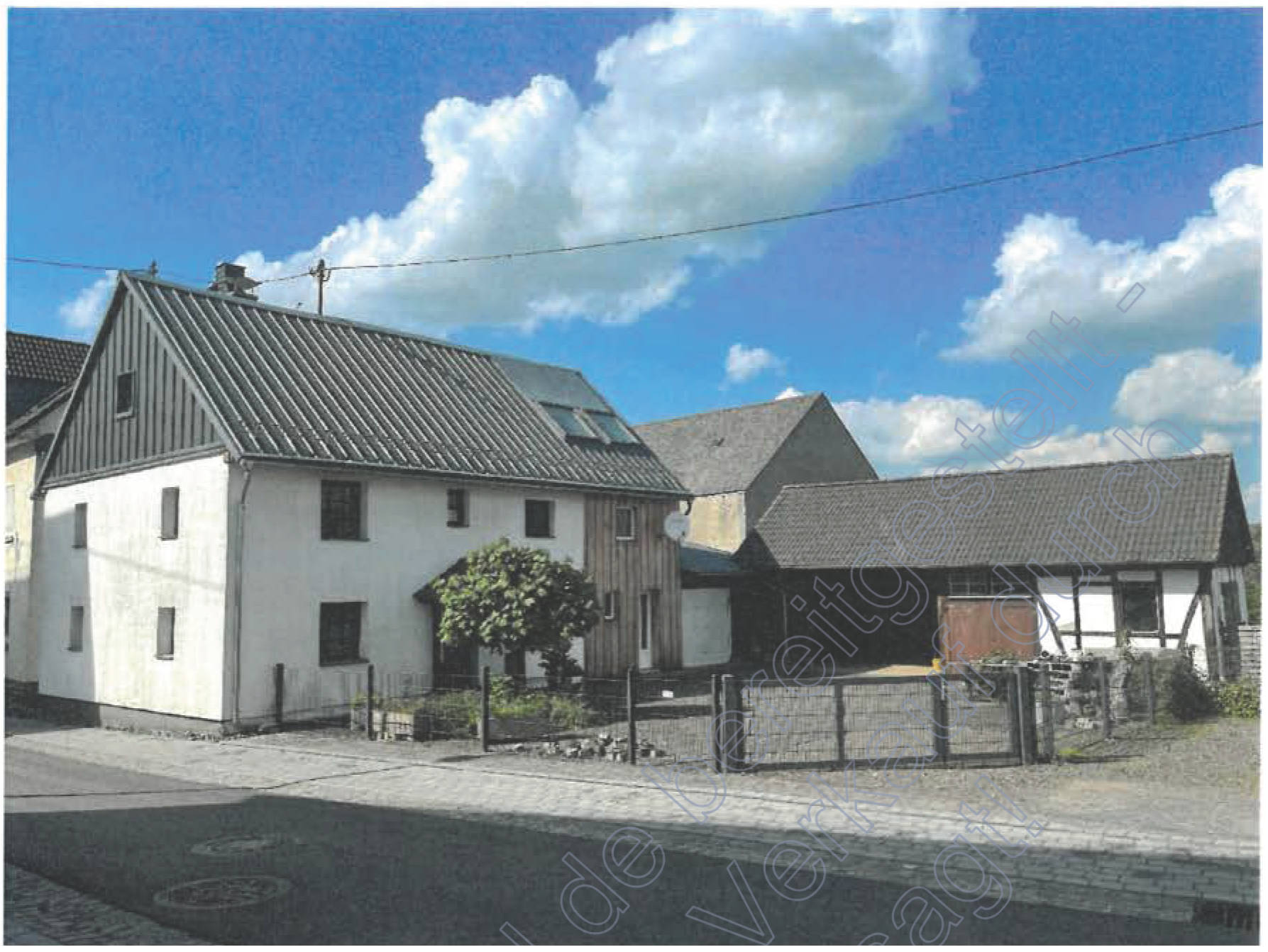 Wohnhaus in Ringstraße 10, 56288 Bell (Hunsrück)