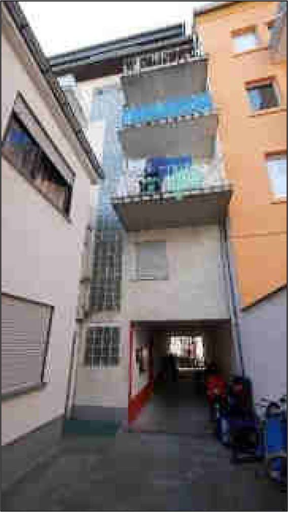 Eigentumswohnung (3 bis 4 Zimmer), Eigentumswohnung (ab 5 Zimmer) in Moselweißerstraße 66-66A, 56073 Koblenz, Lützel - Bild 2