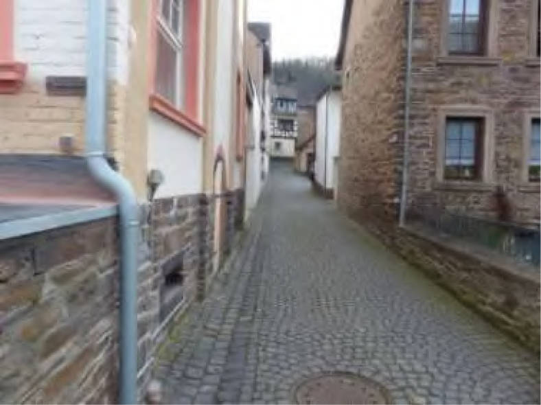 (Brandschadenobjekt/Bauruine) bebaubte Grundstück in Mittelstraße 6, 56332 Burgen