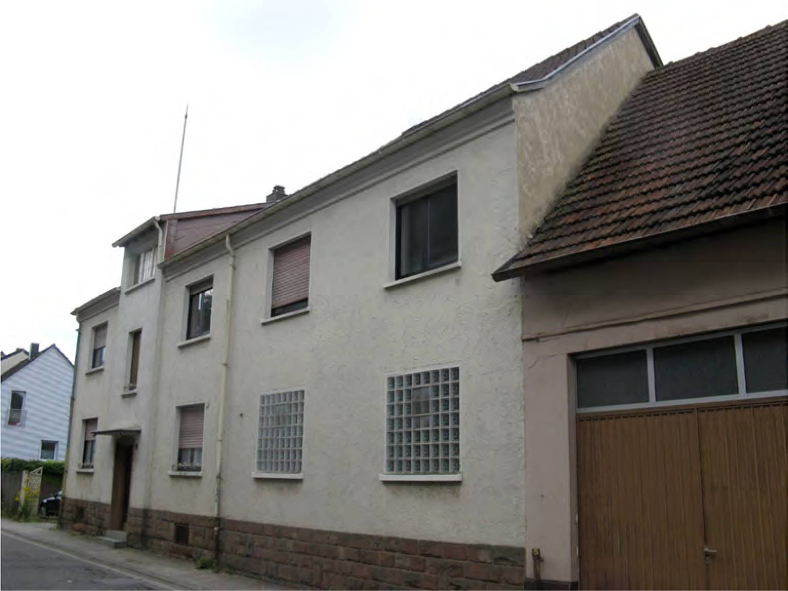 Zweifamilienhaus, Gartengrundstück,Forstwirtschaftliche Nutzung in Eckstraße 11, 66424 Homburg, Am Collinger Berg , Am Roßberg - siehe Beschreibung - Bild 2