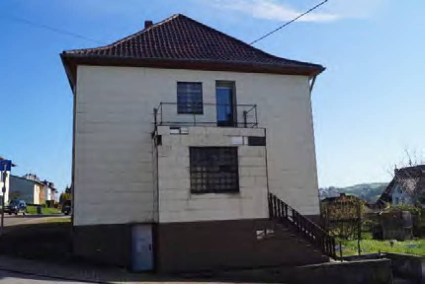 Grundstück bebaut mit Zweifamilienhaus in Steinstraße  10, 66822 Lebach, Aschbach - Bild 5