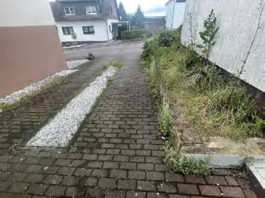 saarland 0004 K 0005/2024 Am Neuländchen  22, 66787 Wadgassen , Differten 12